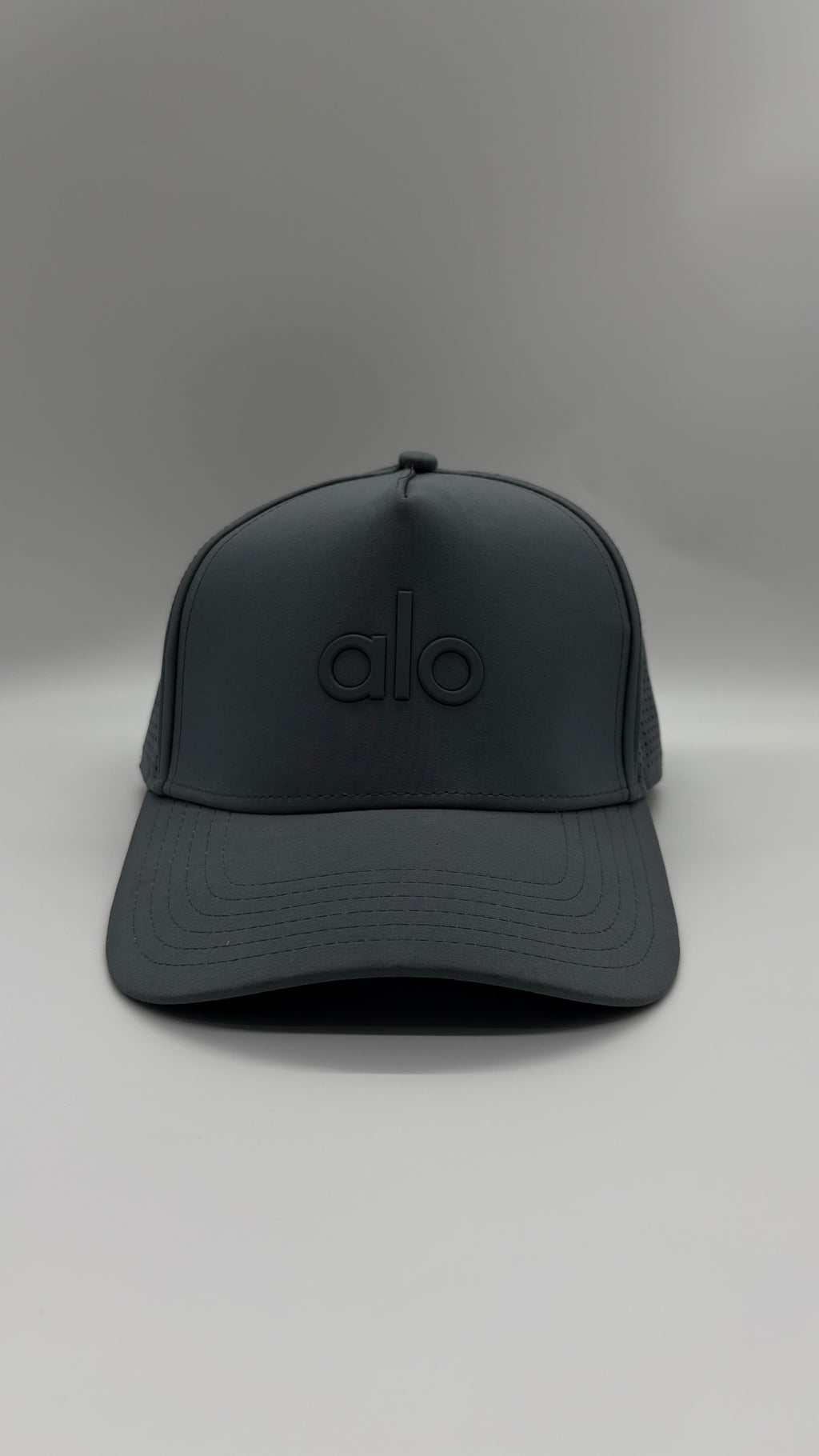 Alo Cap Performance