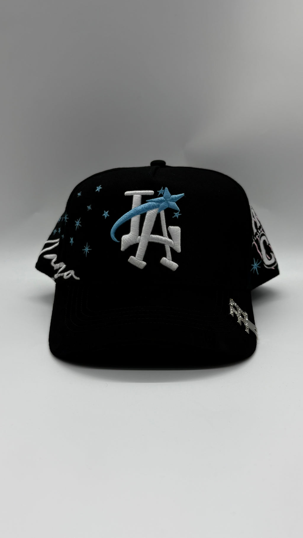 31 Hats Magic Club