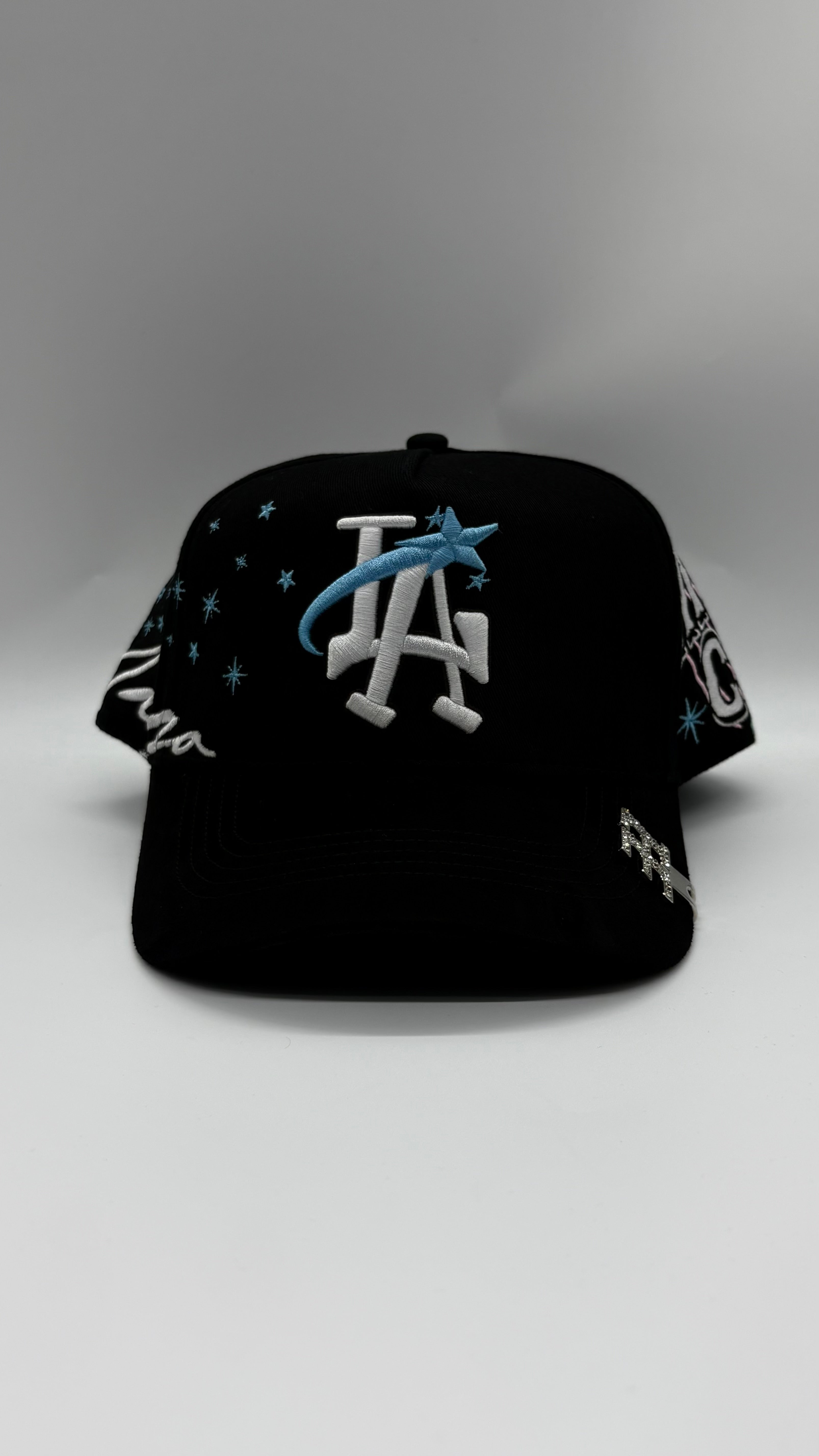 31 Hats Magic Club