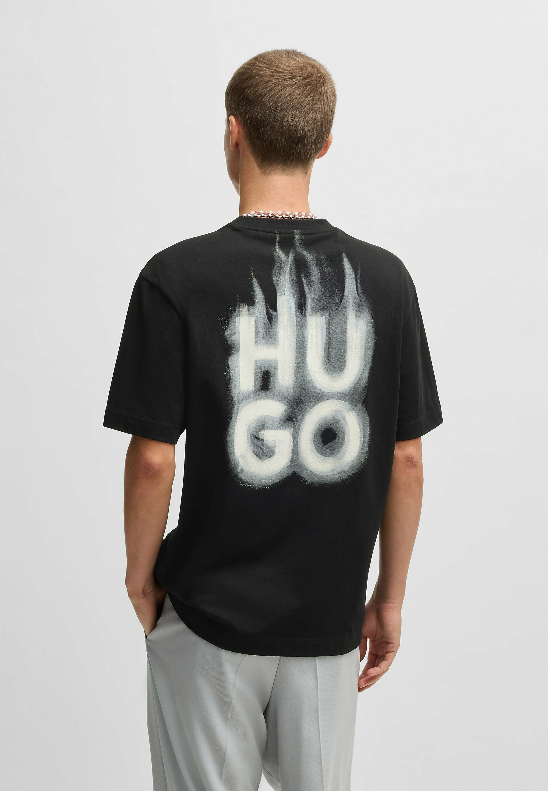 HUGO Smoke Logo
