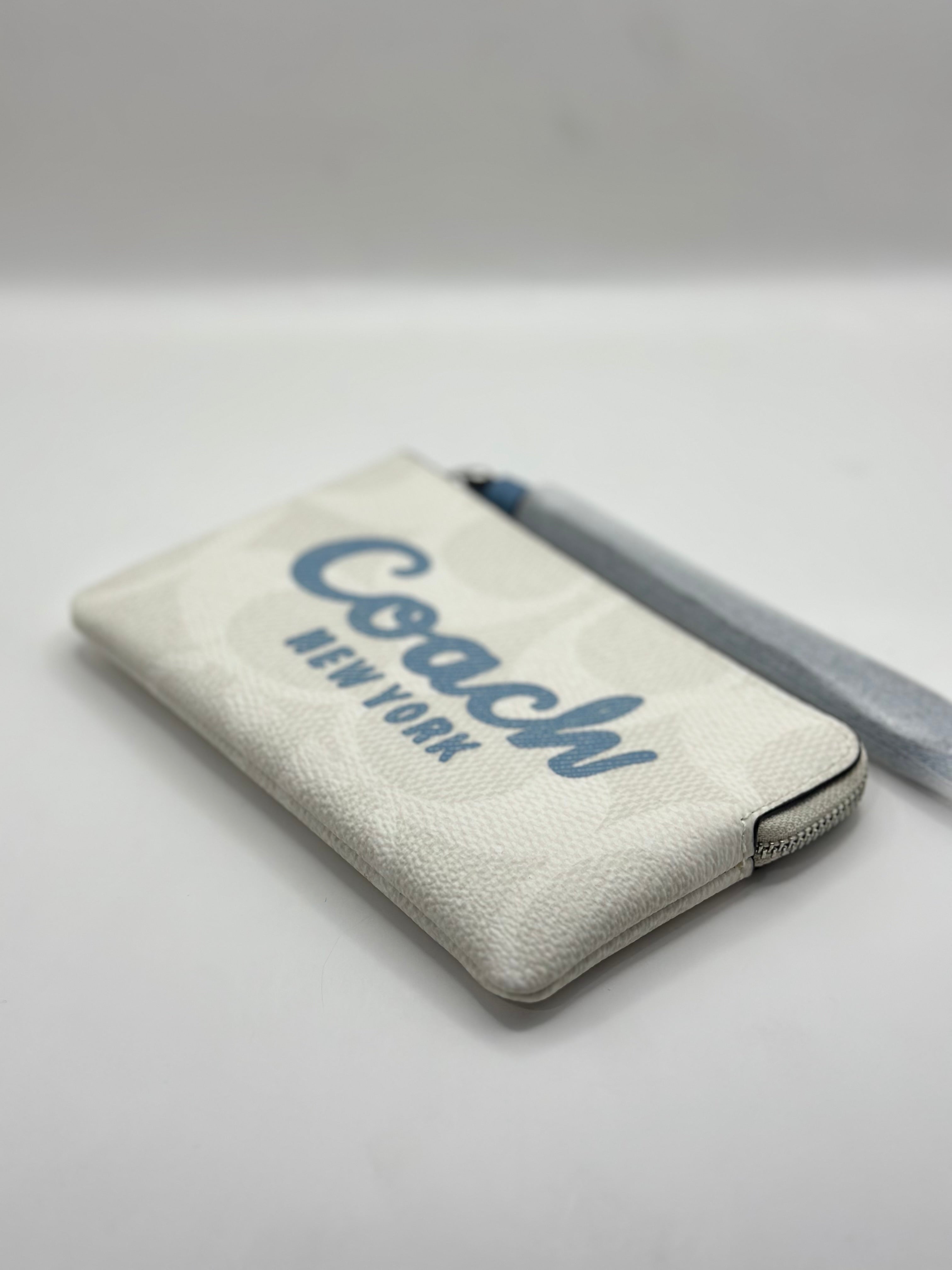 COACH ZIPPER NY BLUE