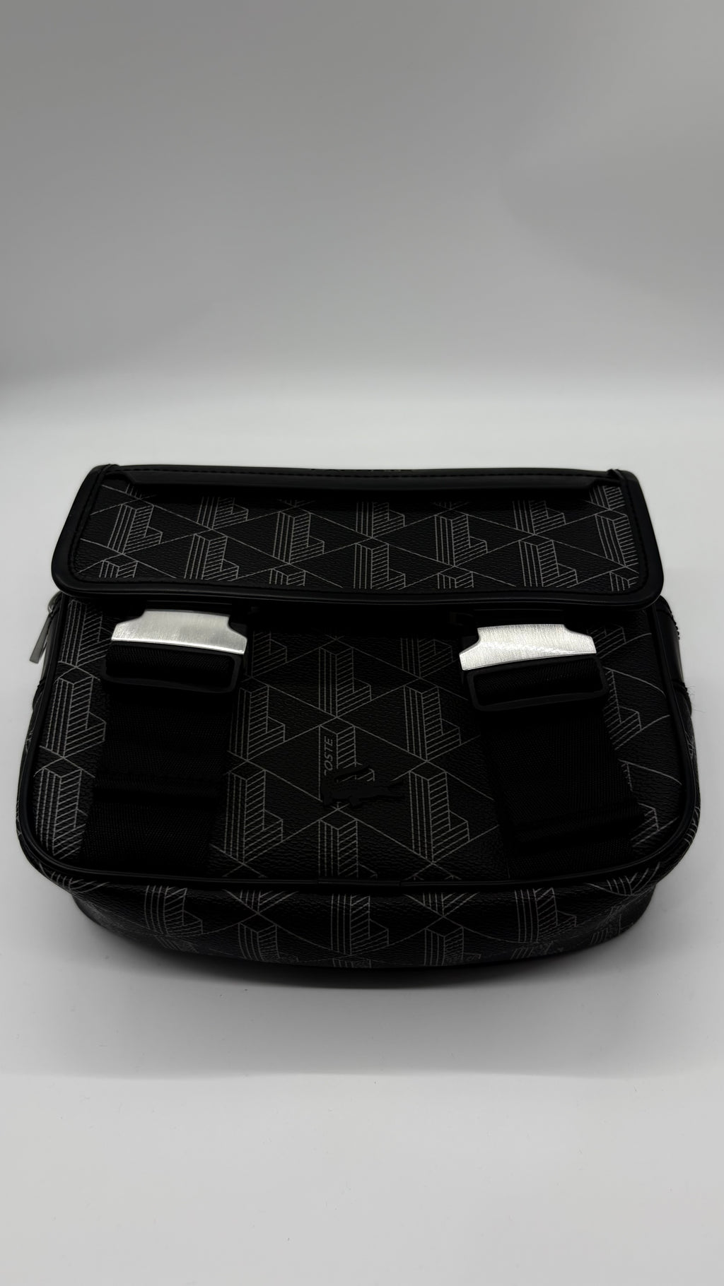 Lacoste Messenger